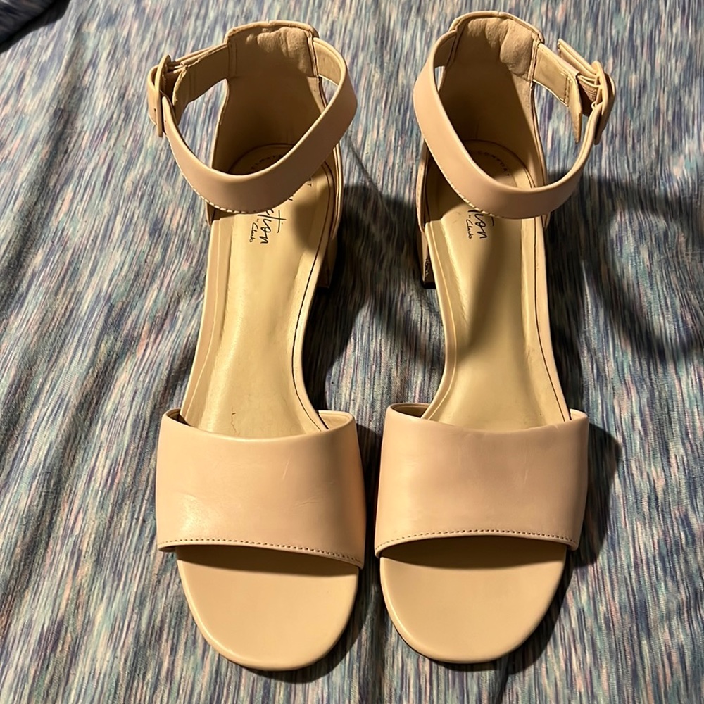 Ultimate Comfort Collection by Clarks Sandals
